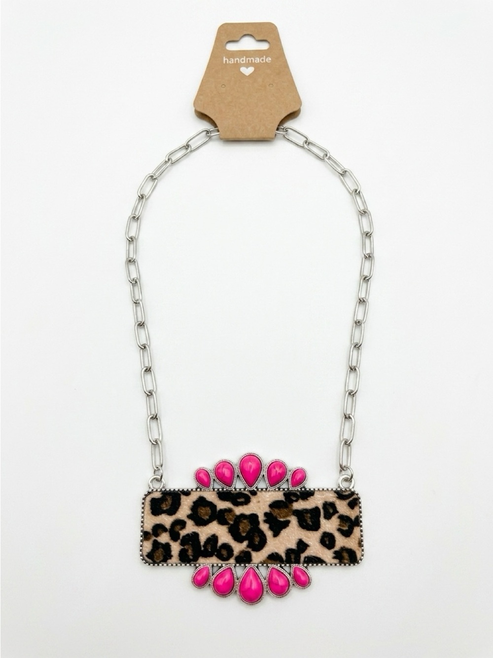 Fashion Jewelry Leopard Print Pendant Necklace with Hot Pink Accents